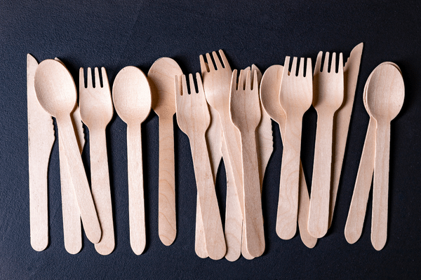 What are the different types of disposable wooden cutlery?